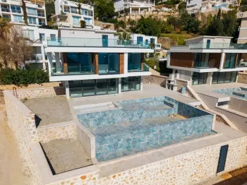 ویلا مدرن در Kalkan با استخر شنا سرپوشیده و روباز